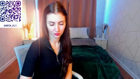 Snapshot of emma_myer chatting on 04.25.26 Emma Myer online show from 04.25.26