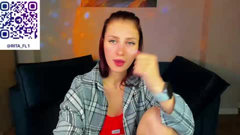 Snapshot of emma_myer chatting on 05.13.26 Emma Myer online show from 05.13.26