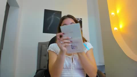 emma online show from 09.17.25