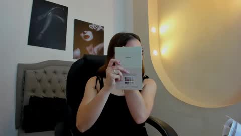emma online show from 09.23.25