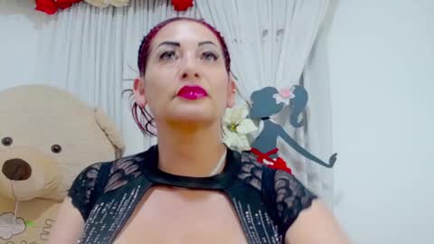 emma_saenzz online show from 01.19.26