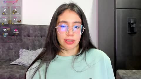 Snapshot of emma_sandovaal chatting on 12.23.24 Emma online show from 12.23.24