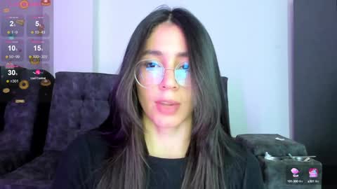 Snapshot of emma_sandovaal chatting on 01.07.25 Emma online show from 01.07.25