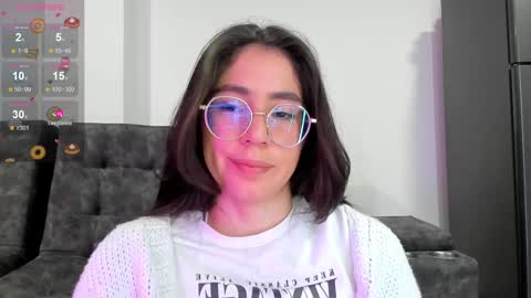 Snapshot of emma_sandovaal chatting on 01.10.25 Emma online show from 01.10.25