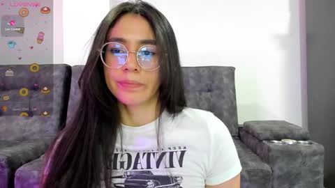 Snapshot of emma_sandovaal chatting on 01.12.25 Emma online show from 01.12.25