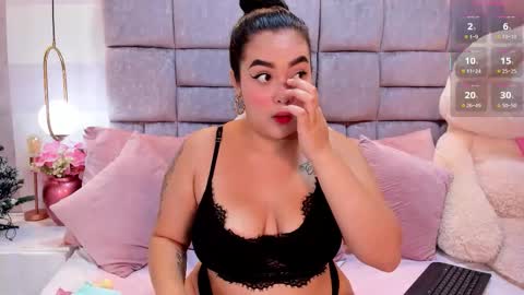 Emma  online show from 11.26.25