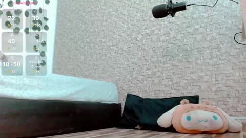 Emma  online show from 01.17.25