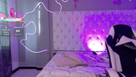 Snapshot of emma_visconti chatting on 11.05.25 emma_visconti online show from 11.05.25