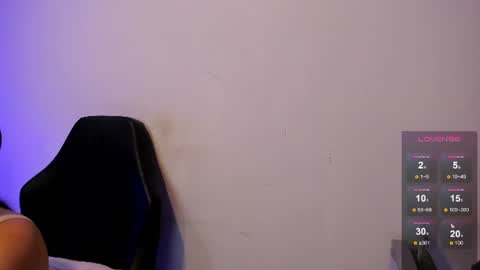 Snapshot of emma_walton_ chatting on 06.27.26 online show from 06.27.26