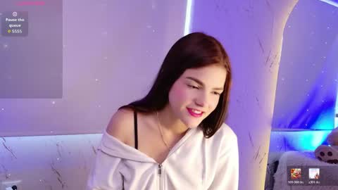 emma_wattsoon online show from 04.17.26