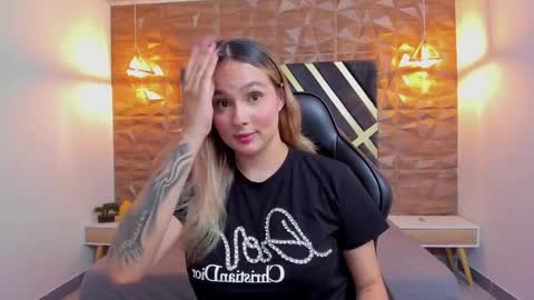 EMMA online show from 04.10.26