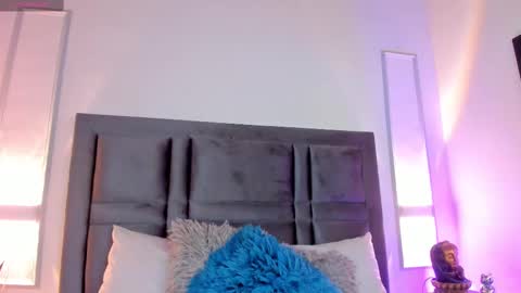 emma becket online show from 02.17.25