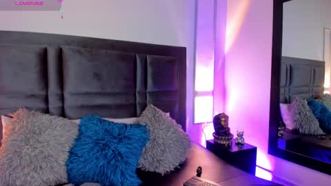 emma becket online show from 02.25.25