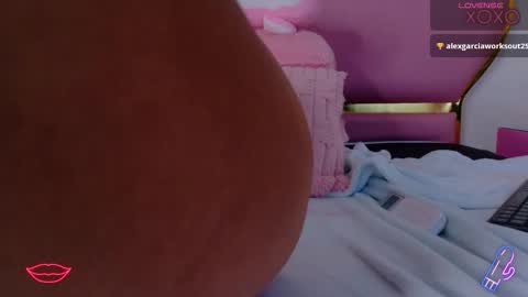 Welcome Im yosein  Your love is my passion activate it with your tips and enjoy with me online show from 11.20.25