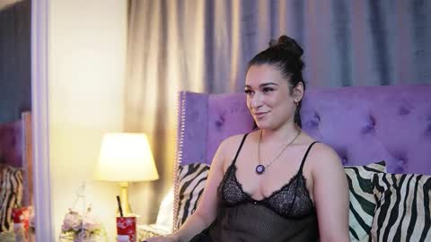  Emma  online show from 12.17.25