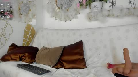 Emma Duque online show from 05.21.26