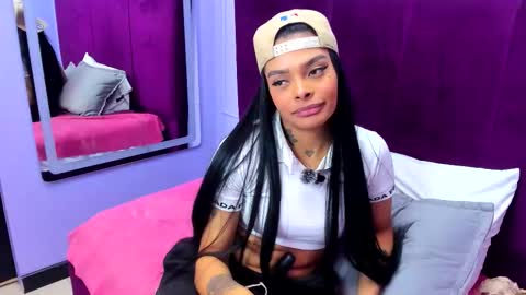 emmaebony_ online show from 03.05.26