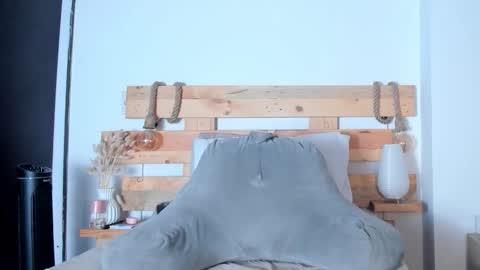 Snapshot of emmaellis chatting on 09.22.25 valentina online show from 09.22.25