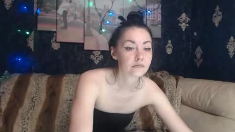 EmmaGoldX online show from 02.17.25