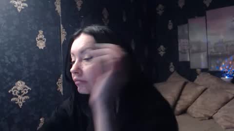 EmmaGoldX online show from 01.10.26