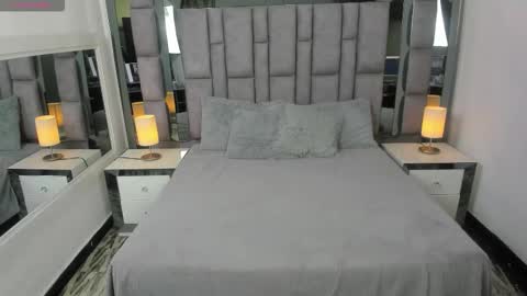 EMMA HILL online show from 11.08.25