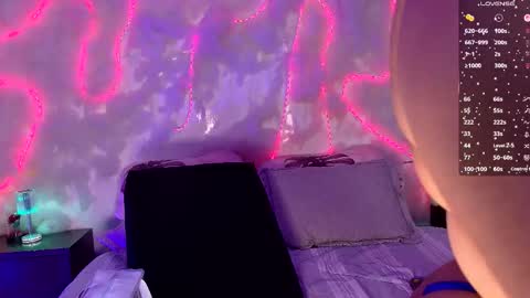 Snapshot of emmajohnss chatting on 01.14.26 Emma online show from 01.14.26