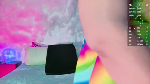 Snapshot of emmajohnss chatting on 04.10.26 Emma online show from 04.10.26