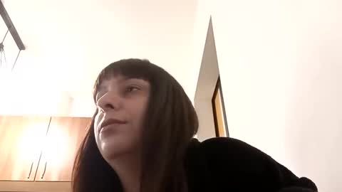 Snapshot of emmakrosss chatting on 05.21.26 EmmaKrosss online show from 05.21.26
