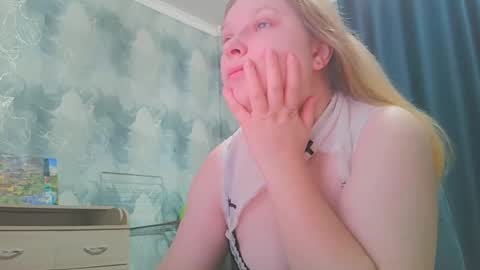 emmamelody online show from 10.20.25