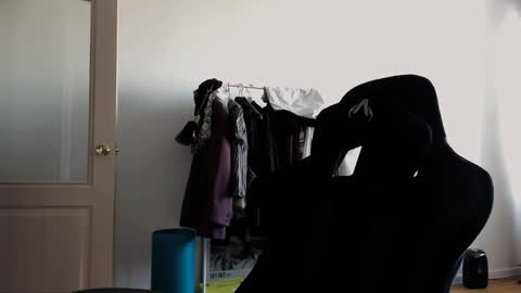 Snapshot of emmamon chatting on 02.26.25 Emma online show from 02.26.25