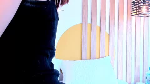 emmanaughty_ online show from 09.21.25