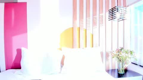 emmanaughty_ online show from 10.24.25