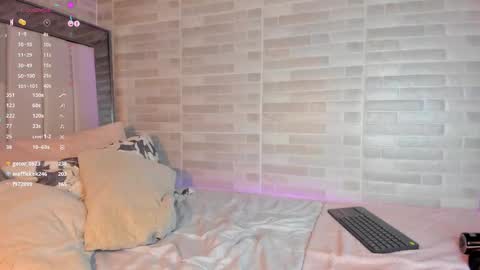 Snapshot of emmasoy chatting on 12.05.24 Emma online show from 12.05.24