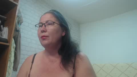 Snapshot of emmasquirt69 chatting on 03.12.25 emmasquirt69 online show from 03.12.25