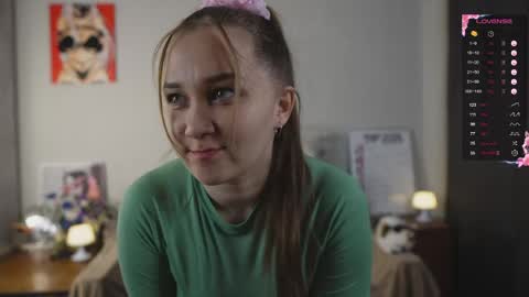 Mia online show from 04.16.26