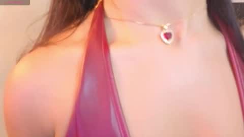 Snapshot of emmi_collins chatting on 11.04.25 emmi_collins online show from 11.04.25