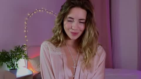 Snapshot of emmi_rosee chatting on 12.05.24 Miss Emmi online show from 12.05.24