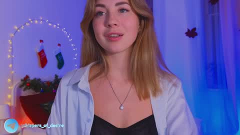 Snapshot of emmi_rosee chatting on 01.04.25 Miss Emmi online show from 01.04.25