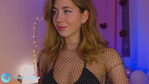 Snapshot of emmi_rosee chatting on 01.07.25 Miss Emmi online show from 01.07.25