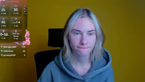 Emmi online show from 10.08.25