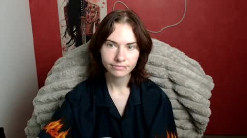 Snapshot of emmi_rossum chatting on 07.15.26 Emmi online show from 07.15.26