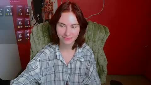 Snapshot of emmi_rossum chatting on 07.23.26 Emmi online show from 07.23.26