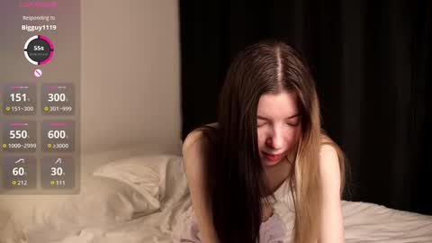 Snapshot of emmie_everly chatting on 09.13.25 emmie_everly online show from 09.13.25