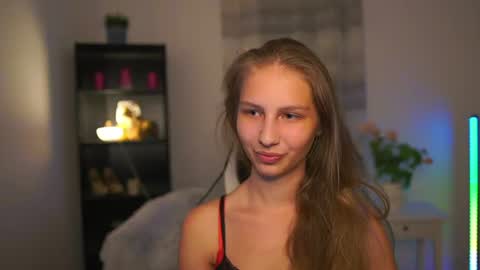 Emmie online show from 07.04.26