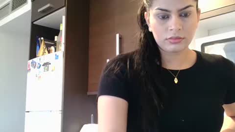 emmie online show from 02.21.25