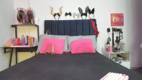          online show from 01.06.26