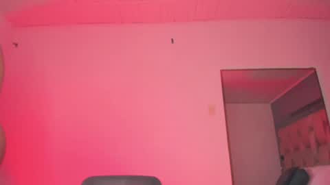    online show from 02.02.25