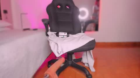    online show from 11.29.25