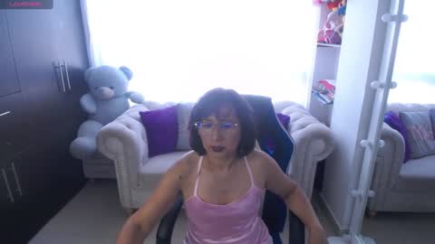 Emmily online show from 01.18.25