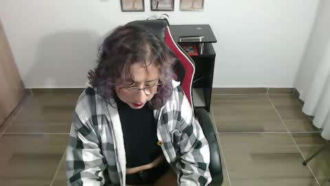 Emmily online show from 12.02.25